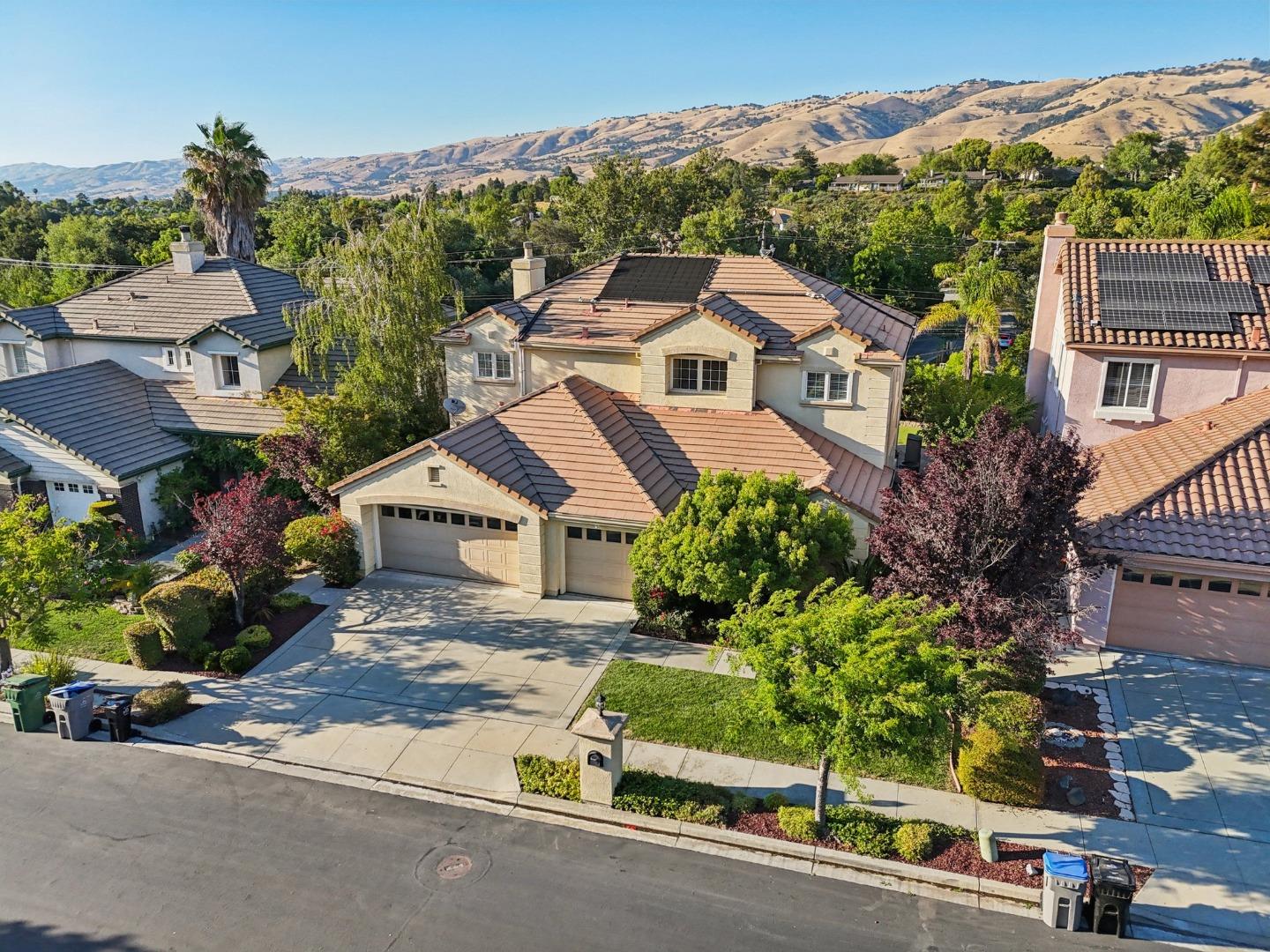 Detail Gallery Image 79 of 91 For 5761 Capilano Dr, San Jose,  CA 95138 - 5 Beds | 4/1 Baths