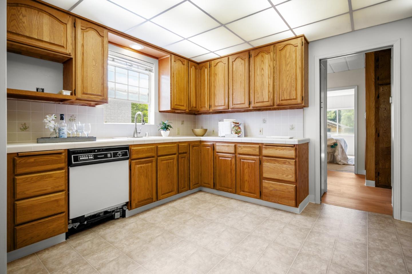 Detail Gallery Image 16 of 45 For 216 San Benito Ave, San Bruno,  CA 94066 - 3 Beds | 2 Baths