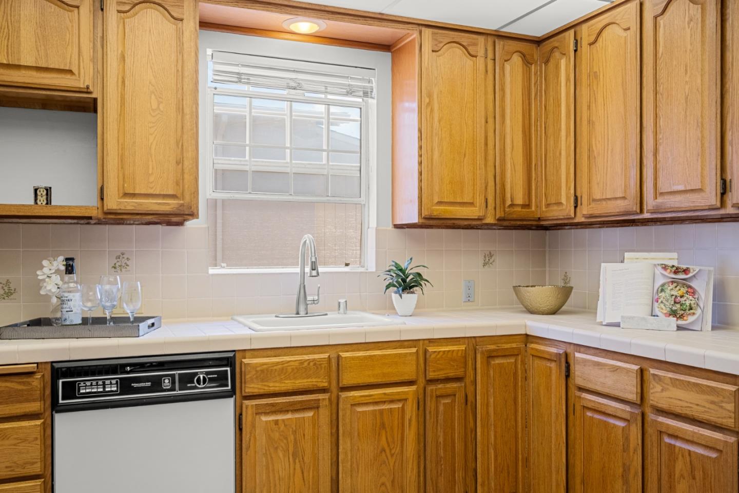 Detail Gallery Image 18 of 45 For 216 San Benito Ave, San Bruno,  CA 94066 - 3 Beds | 2 Baths