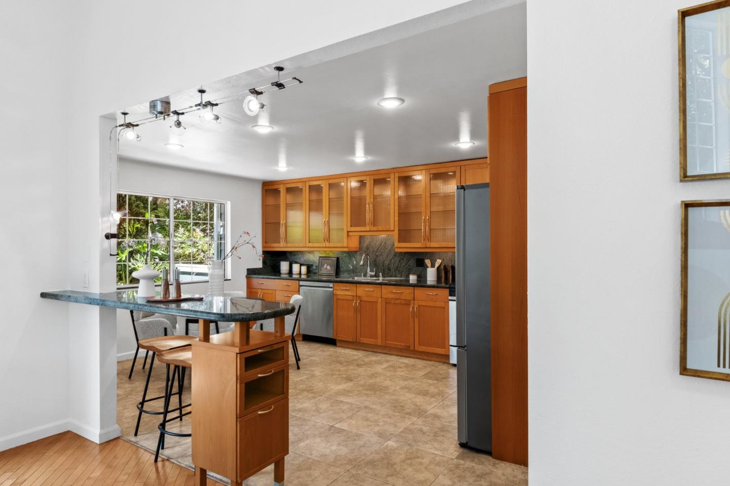 Detail Gallery Image 13 of 49 For 1220 Polk Spring Ct, San Jose,  CA 95120 - 3 Beds | 2/1 Baths