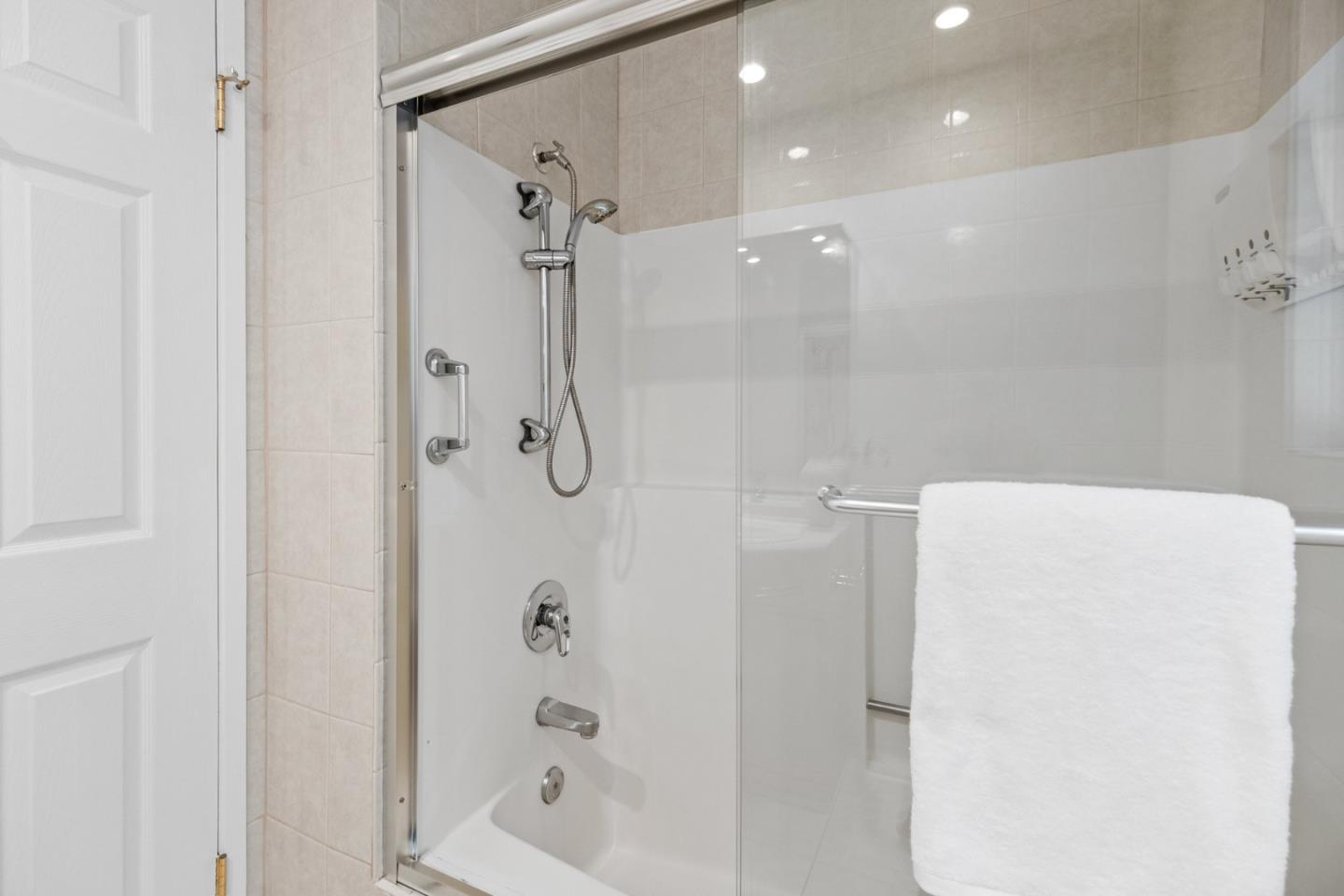 Detail Gallery Image 37 of 49 For 1220 Polk Spring Ct, San Jose,  CA 95120 - 3 Beds | 2/1 Baths