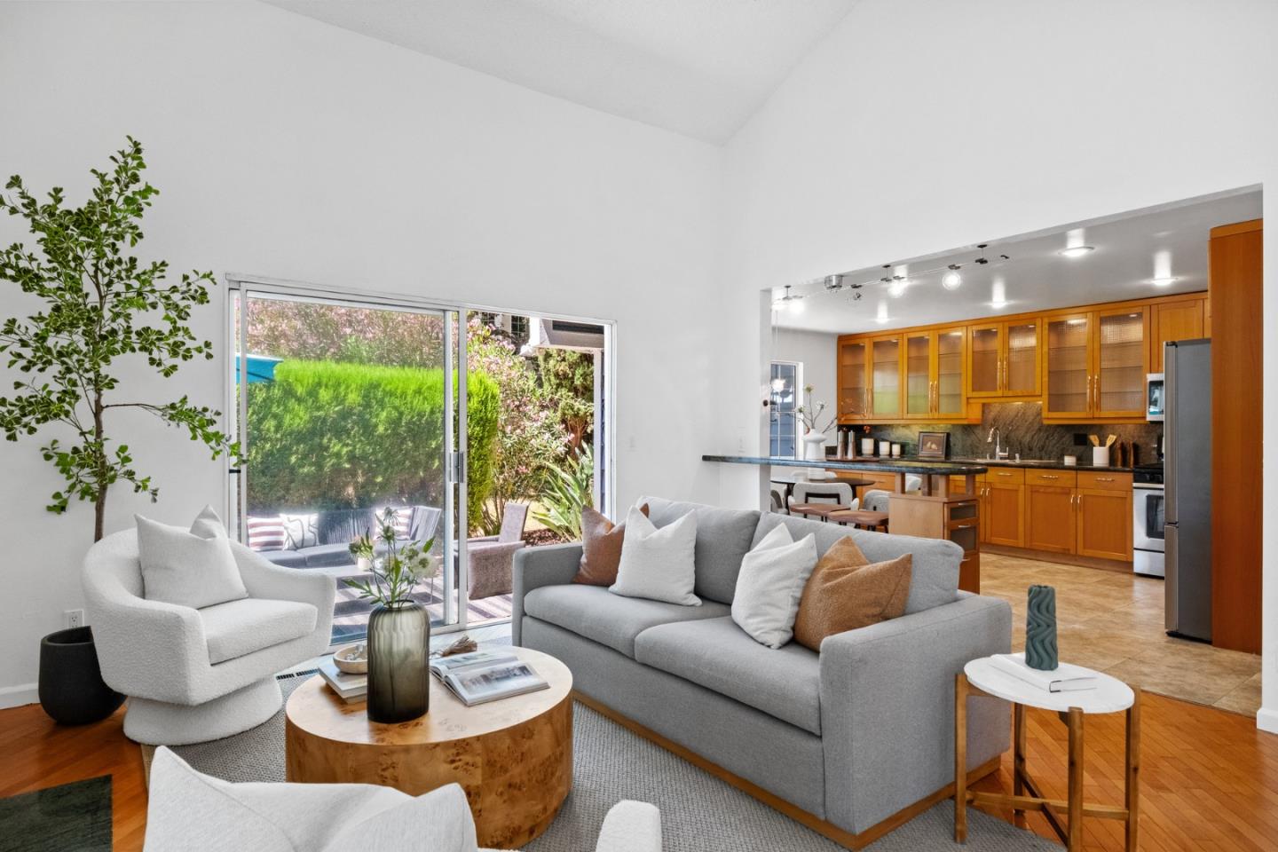 Detail Gallery Image 8 of 49 For 1220 Polk Spring Ct, San Jose,  CA 95120 - 3 Beds | 2/1 Baths