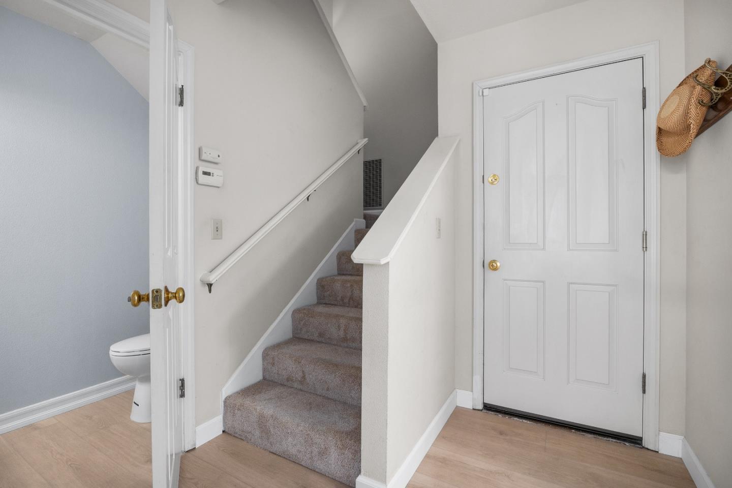 Detail Gallery Image 15 of 47 For 6321 Imperial Ct, Aptos,  CA 95003 - 3 Beds | 2/1 Baths