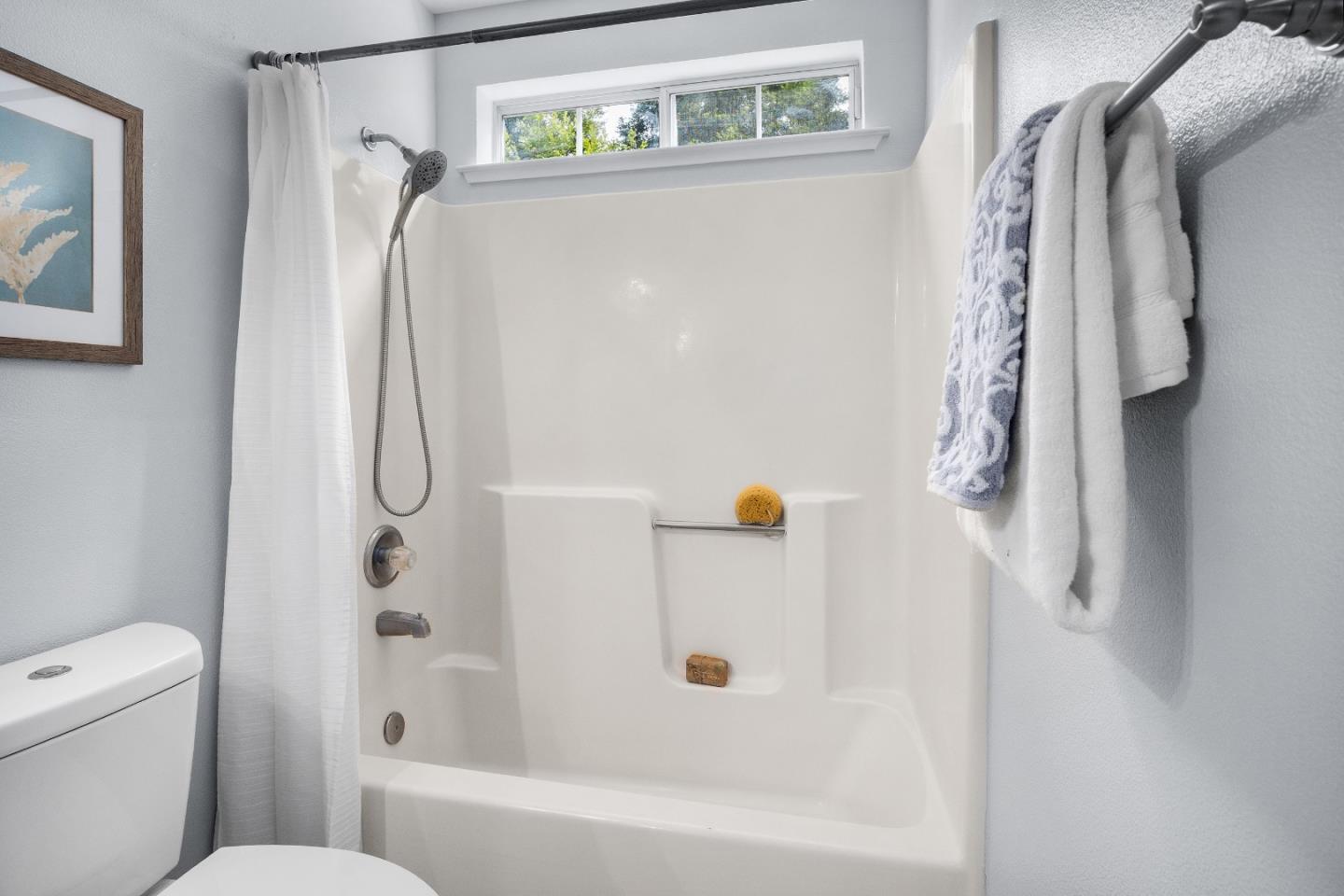 Detail Gallery Image 25 of 47 For 6321 Imperial Ct, Aptos,  CA 95003 - 3 Beds | 2/1 Baths