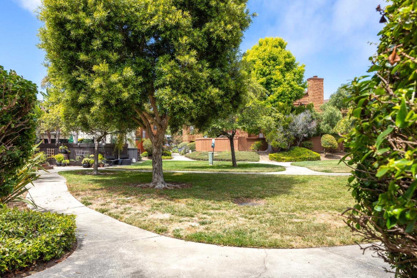 Detail Gallery Image 40 of 47 For 6321 Imperial Ct, Aptos,  CA 95003 - 3 Beds | 2/1 Baths
