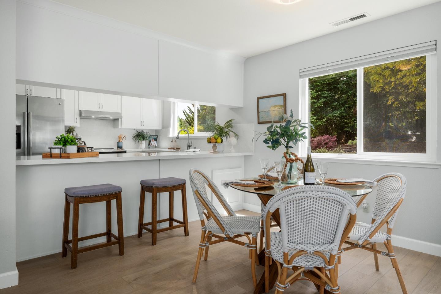 Detail Gallery Image 7 of 47 For 6321 Imperial Ct, Aptos,  CA 95003 - 3 Beds | 2/1 Baths