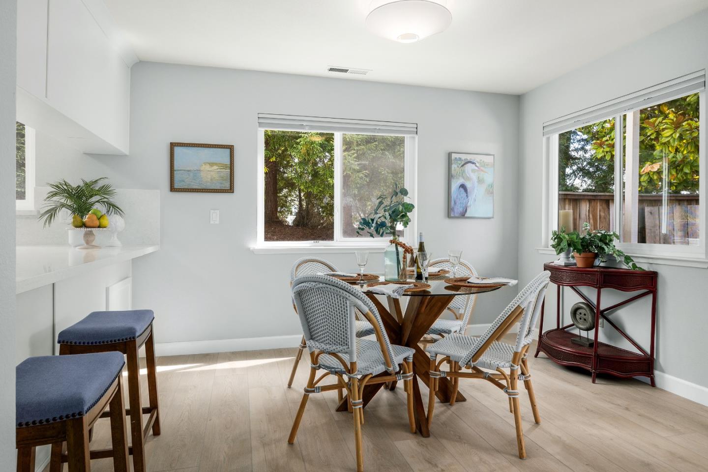 Detail Gallery Image 8 of 47 For 6321 Imperial Ct, Aptos,  CA 95003 - 3 Beds | 2/1 Baths