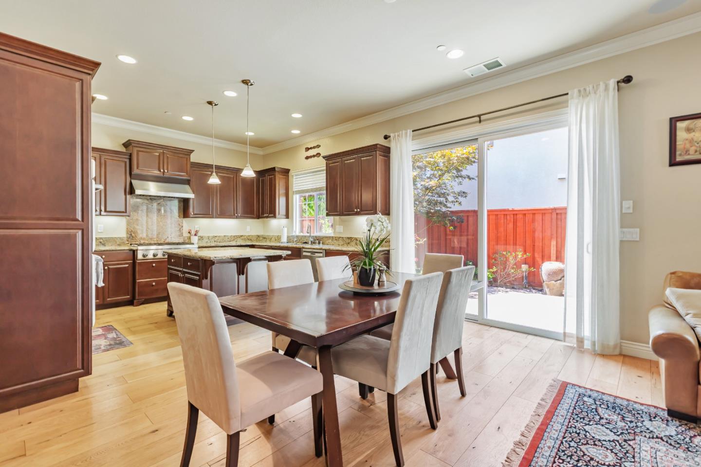 Detail Gallery Image 12 of 54 For 1802 Lavender Crk, San Jose,  CA 95120 - 5 Beds | 4 Baths