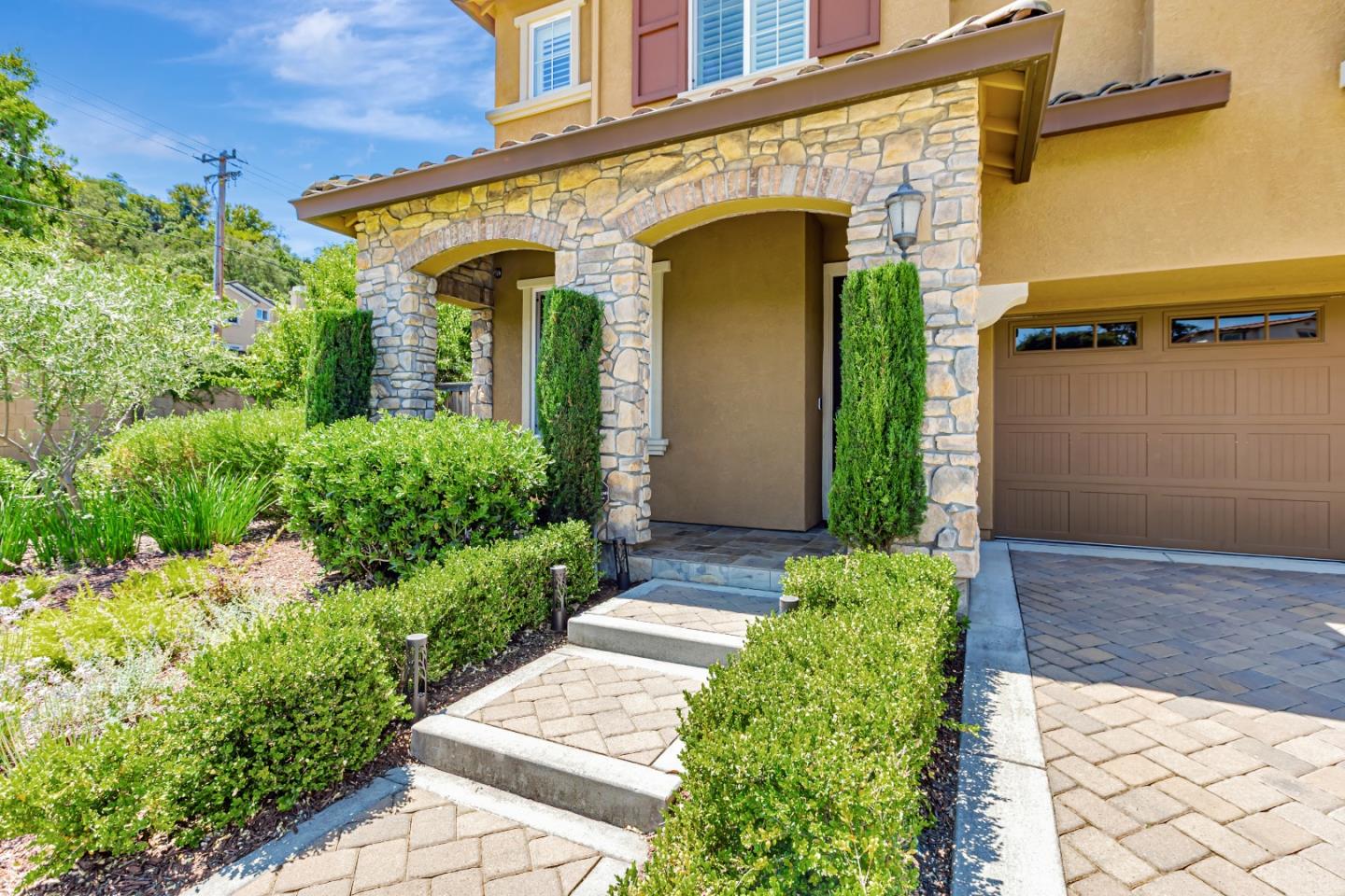 Detail Gallery Image 3 of 54 For 1802 Lavender Crk, San Jose,  CA 95120 - 5 Beds | 4 Baths