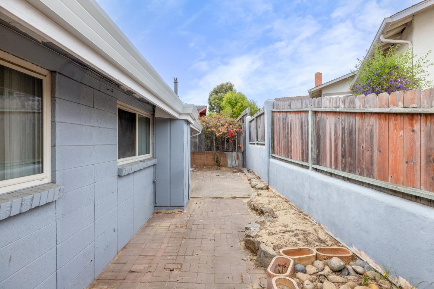 Detail Gallery Image 27 of 34 For 1605 Broadway Ave, Seaside,  CA 93955 - 4 Beds | 1/1 Baths