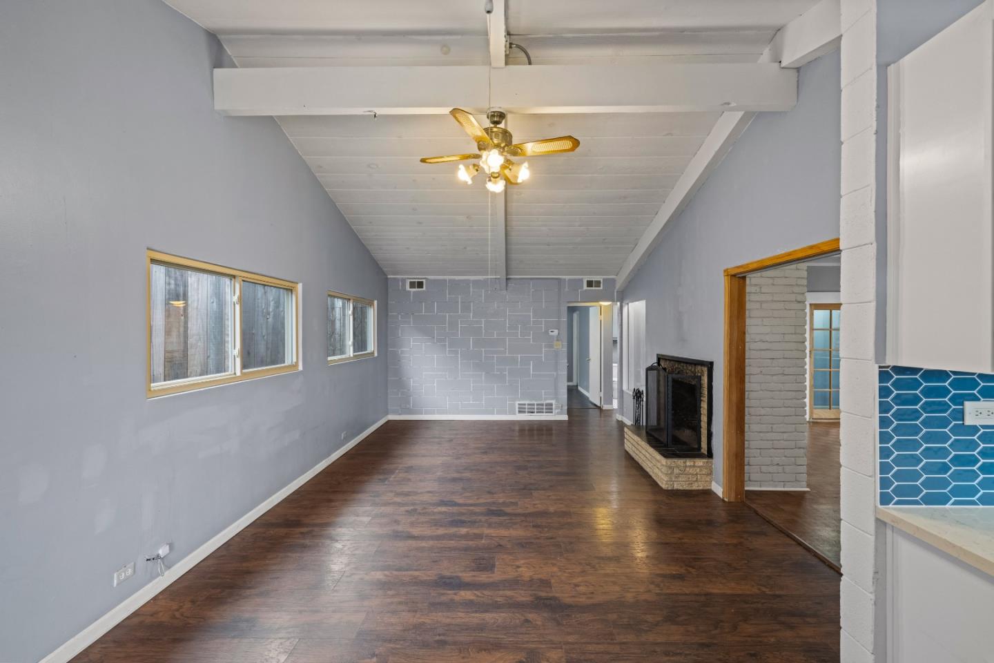 Detail Gallery Image 9 of 34 For 1605 Broadway Ave, Seaside,  CA 93955 - 4 Beds | 1/1 Baths