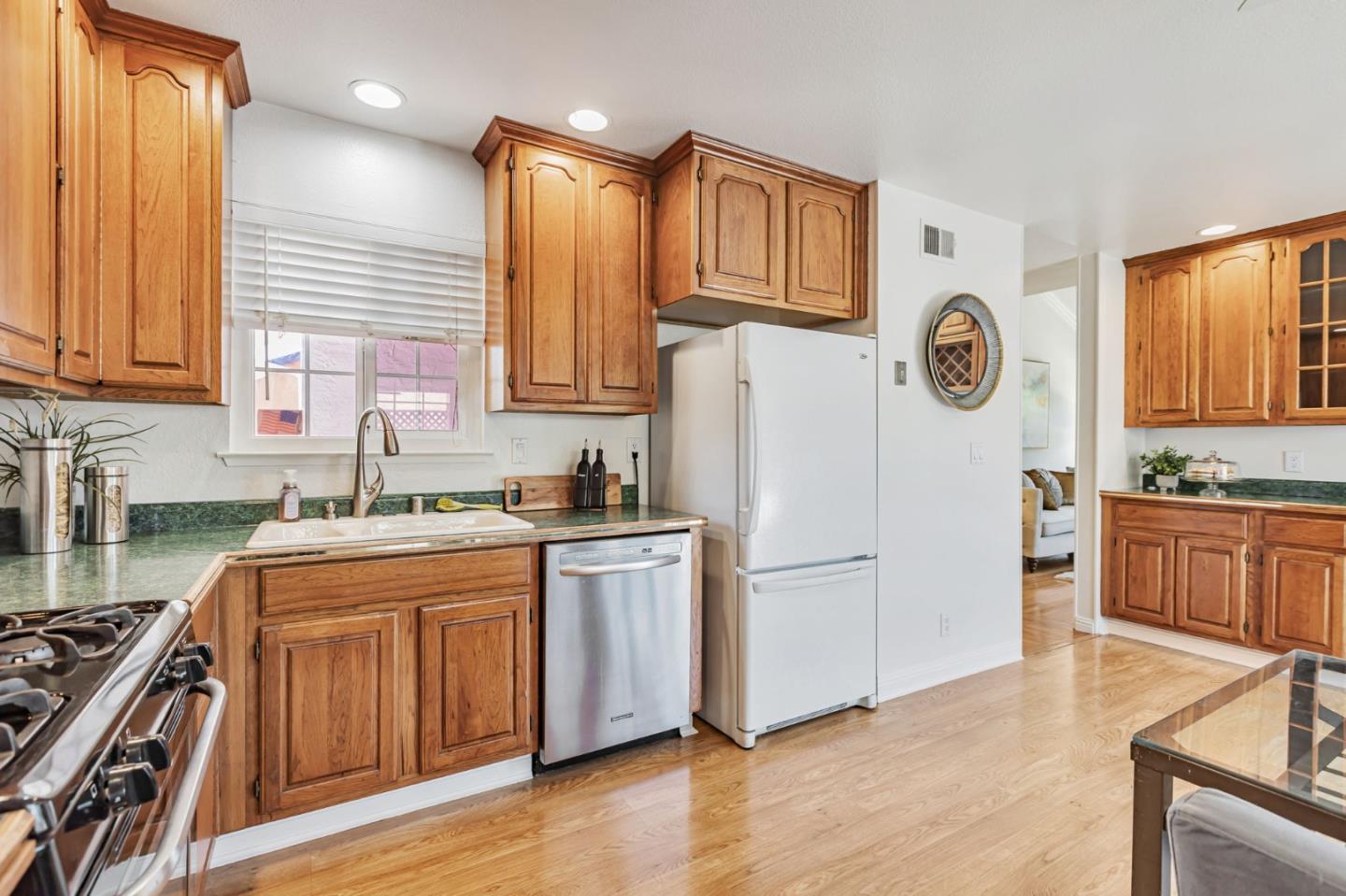 Detail Gallery Image 16 of 42 For 5929 Moraga Ave, San Jose,  CA 95123 - 3 Beds | 2 Baths
