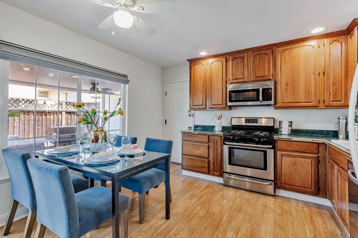 Detail Gallery Image 18 of 42 For 5929 Moraga Ave, San Jose,  CA 95123 - 3 Beds | 2 Baths