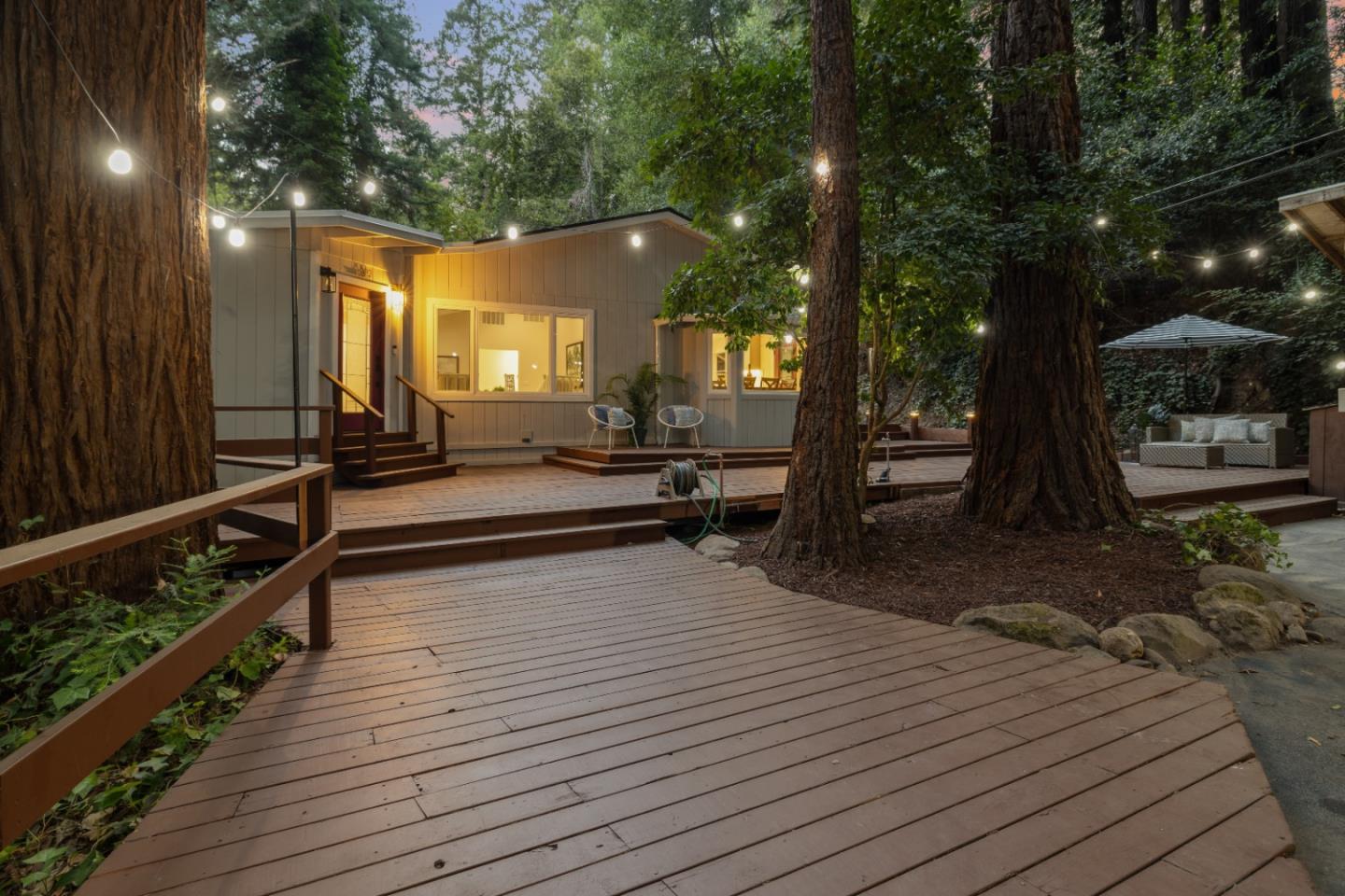 Detail Gallery Image 16 of 49 For 200 Shady Ln, Boulder Creek,  CA 95006 - 4 Beds | 2/1 Baths