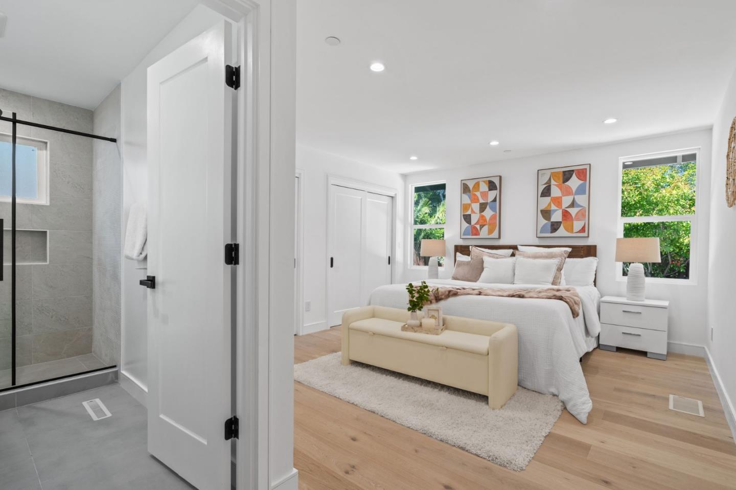Detail Gallery Image 29 of 37 For 2049 Santa Cruz Ave, Menlo Park,  CA 94025 - 4 Beds | 2/1 Baths