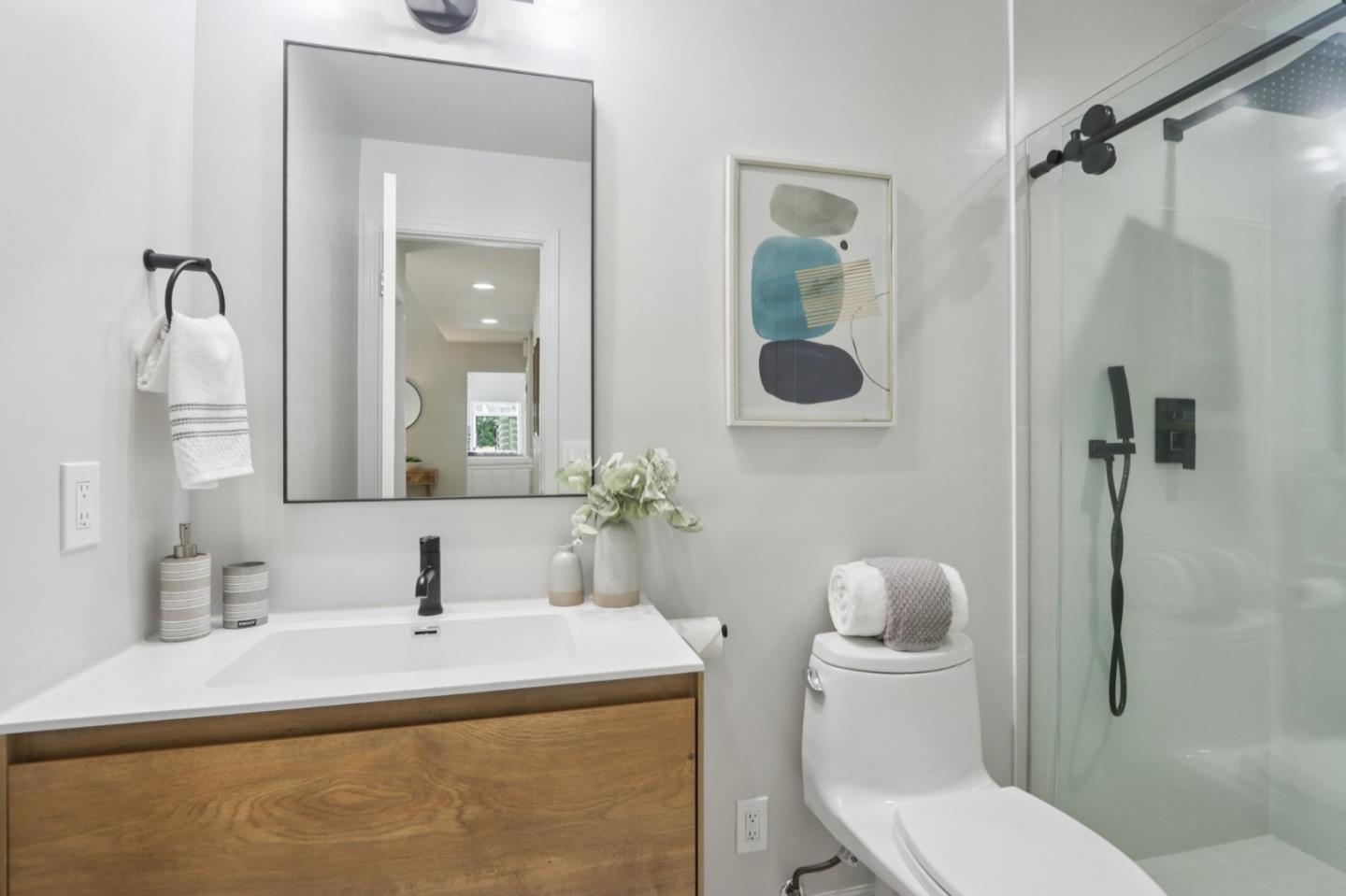 Detail Gallery Image 14 of 36 For 3043 Crater Ln, San Jose,  CA 95132 - 3 Beds | 2 Baths
