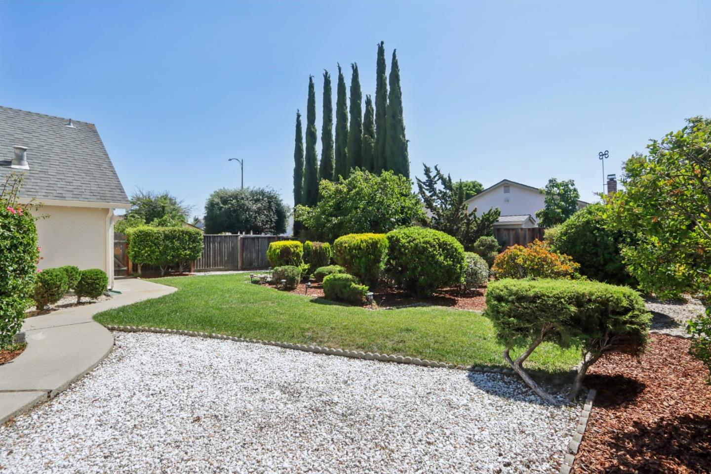 Detail Gallery Image 28 of 36 For 3043 Crater Ln, San Jose,  CA 95132 - 3 Beds | 2 Baths