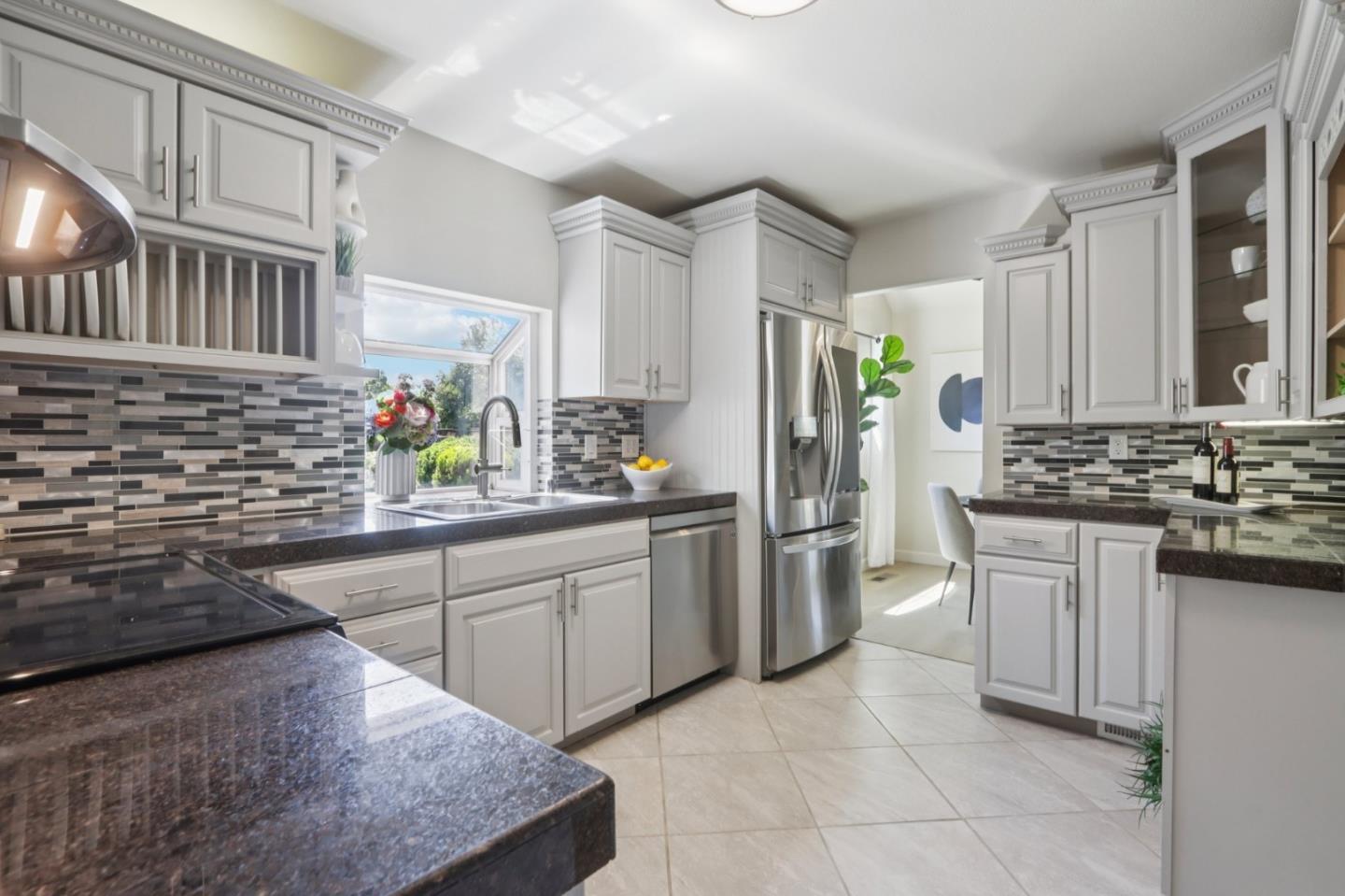 Detail Gallery Image 8 of 36 For 3043 Crater Ln, San Jose,  CA 95132 - 3 Beds | 2 Baths