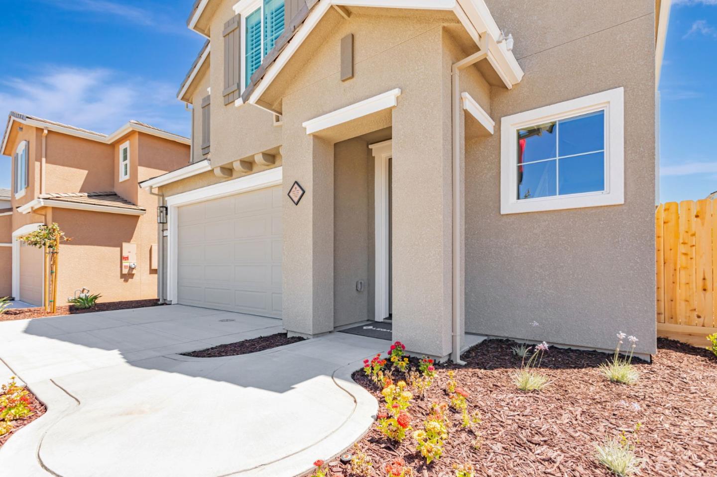 Detail Gallery Image 2 of 65 For 1133 Coyote Peak Way, Hollister,  CA 95023 - 5 Beds | 3 Baths
