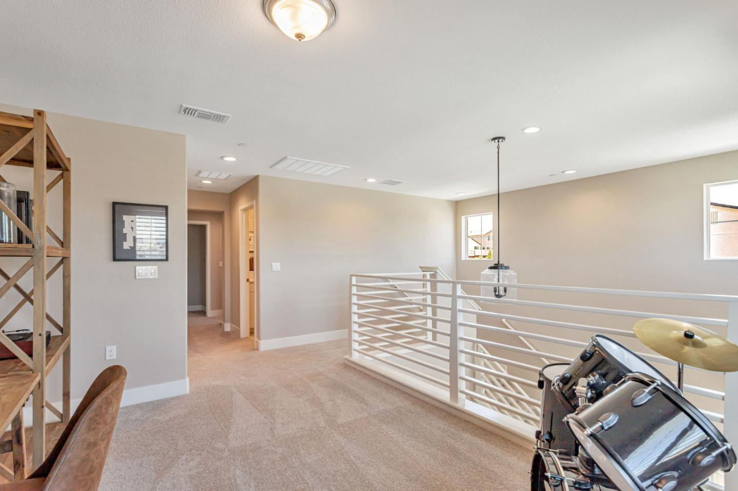 Detail Gallery Image 21 of 65 For 1133 Coyote Peak Way, Hollister,  CA 95023 - 5 Beds | 3 Baths