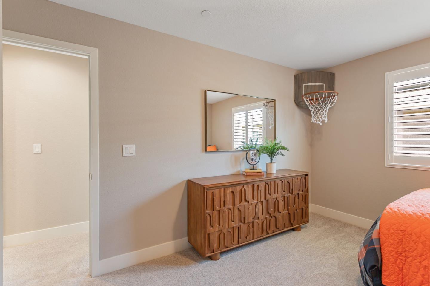 Detail Gallery Image 31 of 65 For 1133 Coyote Peak Way, Hollister,  CA 95023 - 5 Beds | 3 Baths