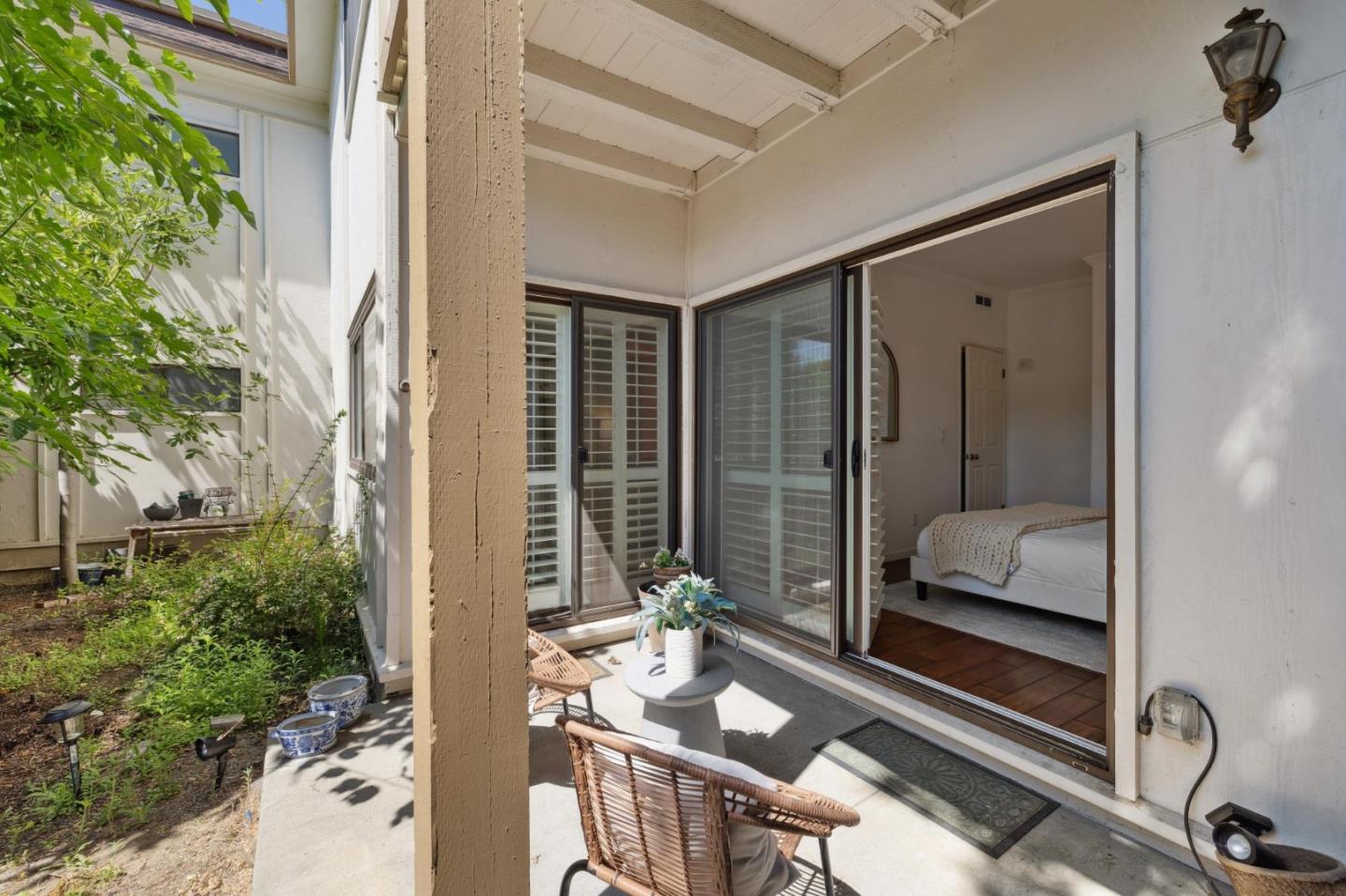 Detail Gallery Image 36 of 50 For 1328 Woodside Rd, Redwood City,  CA 94061 - 2 Beds | 2 Baths