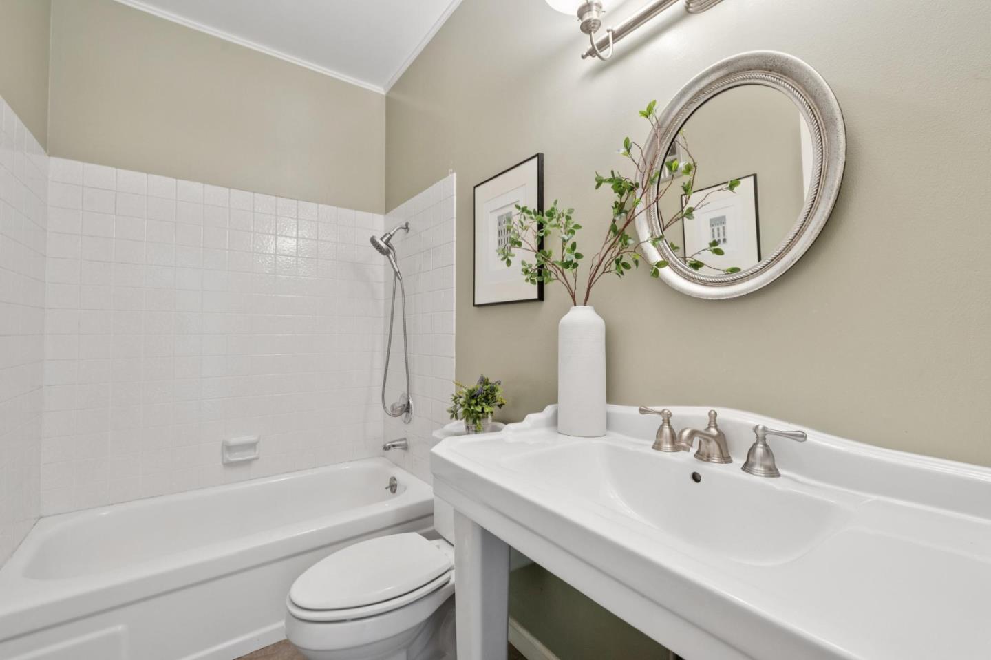 Detail Gallery Image 38 of 50 For 1328 Woodside Rd, Redwood City,  CA 94061 - 2 Beds | 2 Baths