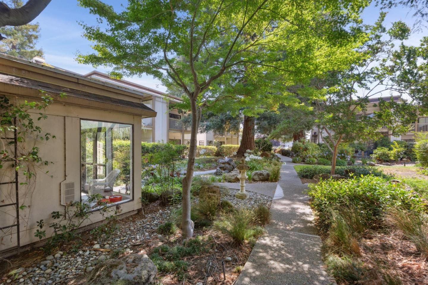 Detail Gallery Image 47 of 50 For 1328 Woodside Rd, Redwood City,  CA 94061 - 2 Beds | 2 Baths