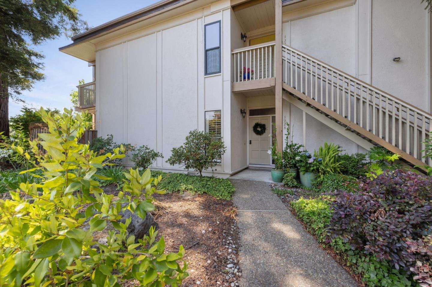 Detail Gallery Image 49 of 50 For 1328 Woodside Rd, Redwood City,  CA 94061 - 2 Beds | 2 Baths