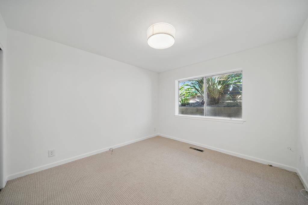 Detail Gallery Image 25 of 46 For 1406 Cedarwood Dr, San Mateo,  CA 94403 - 4 Beds | 2/1 Baths