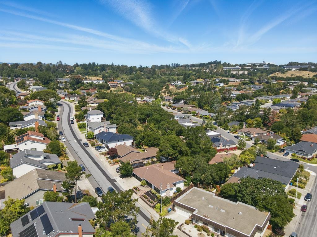 Detail Gallery Image 38 of 46 For 1406 Cedarwood Dr, San Mateo,  CA 94403 - 4 Beds | 2/1 Baths
