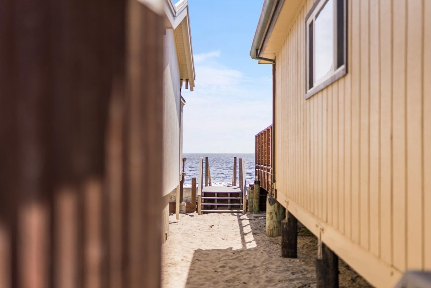 Detail Gallery Image 48 of 50 For 621 Beach Dr, Aptos,  CA 95003 - 4 Beds | 2 Baths