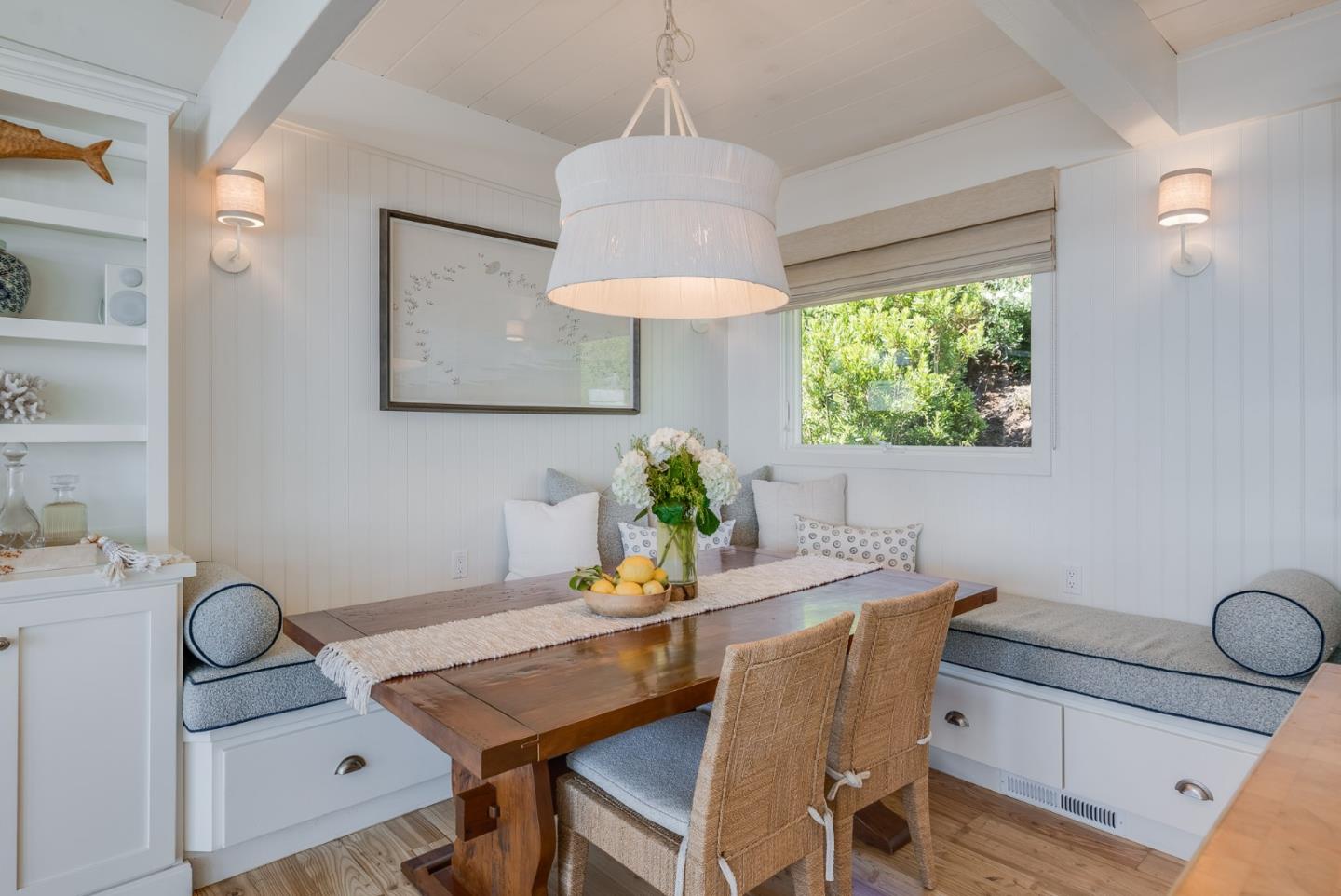 Detail Gallery Image 9 of 50 For 621 Beach Dr, Aptos,  CA 95003 - 4 Beds | 2 Baths
