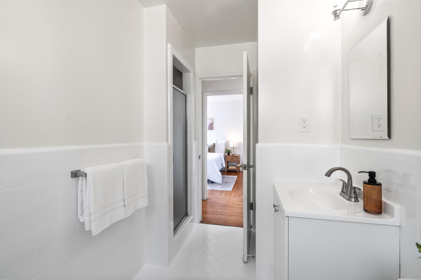 Detail Gallery Image 17 of 39 For 285 Skyline Dr, Daly City,  CA 94015 - 2 Beds | 1/1 Baths