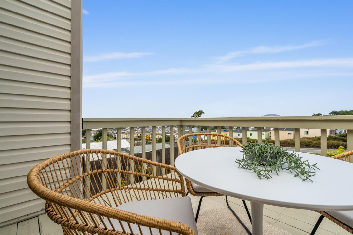Detail Gallery Image 29 of 39 For 285 Skyline Dr, Daly City,  CA 94015 - 2 Beds | 1/1 Baths