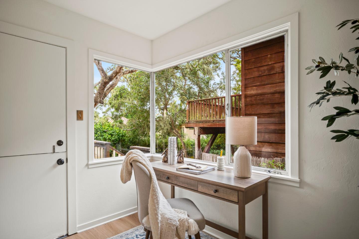 Detail Gallery Image 23 of 26 For 8&9 Palou Nw of Casanova, Carmel,  CA 93921 - 4 Beds | 3 Baths