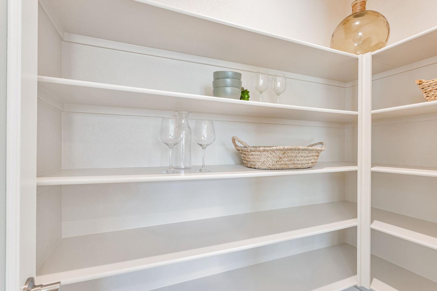 Detail Gallery Image 18 of 59 For 1143 Coyote Peak Way, Hollister,  CA 95023 - 4 Beds | 2/1 Baths