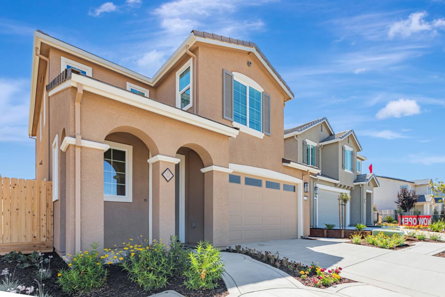 Detail Gallery Image 2 of 59 For 1143 Coyote Peak Way, Hollister,  CA 95023 - 4 Beds | 2/1 Baths