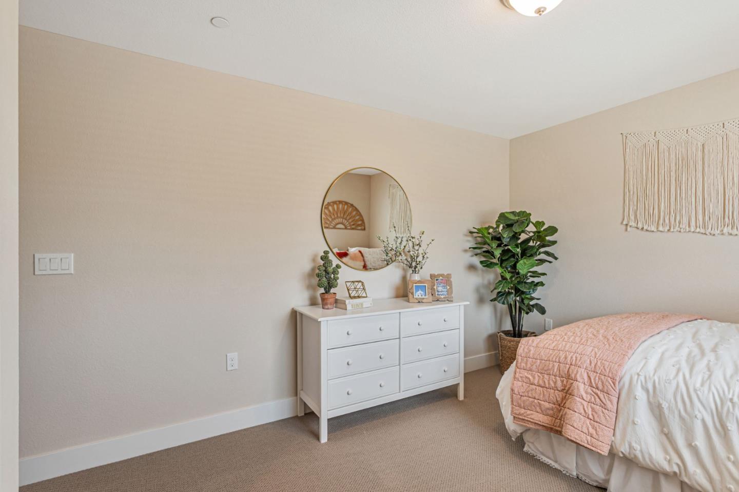 Detail Gallery Image 32 of 59 For 1143 Coyote Peak Way, Hollister,  CA 95023 - 4 Beds | 2/1 Baths