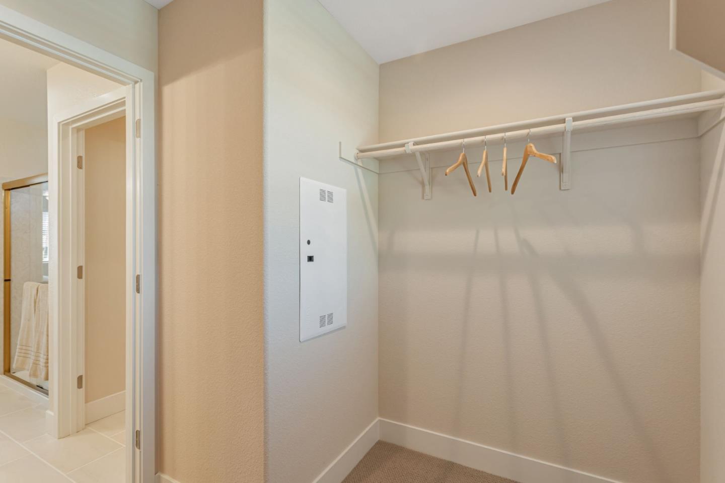 Detail Gallery Image 39 of 59 For 1143 Coyote Peak Way, Hollister,  CA 95023 - 4 Beds | 2/1 Baths