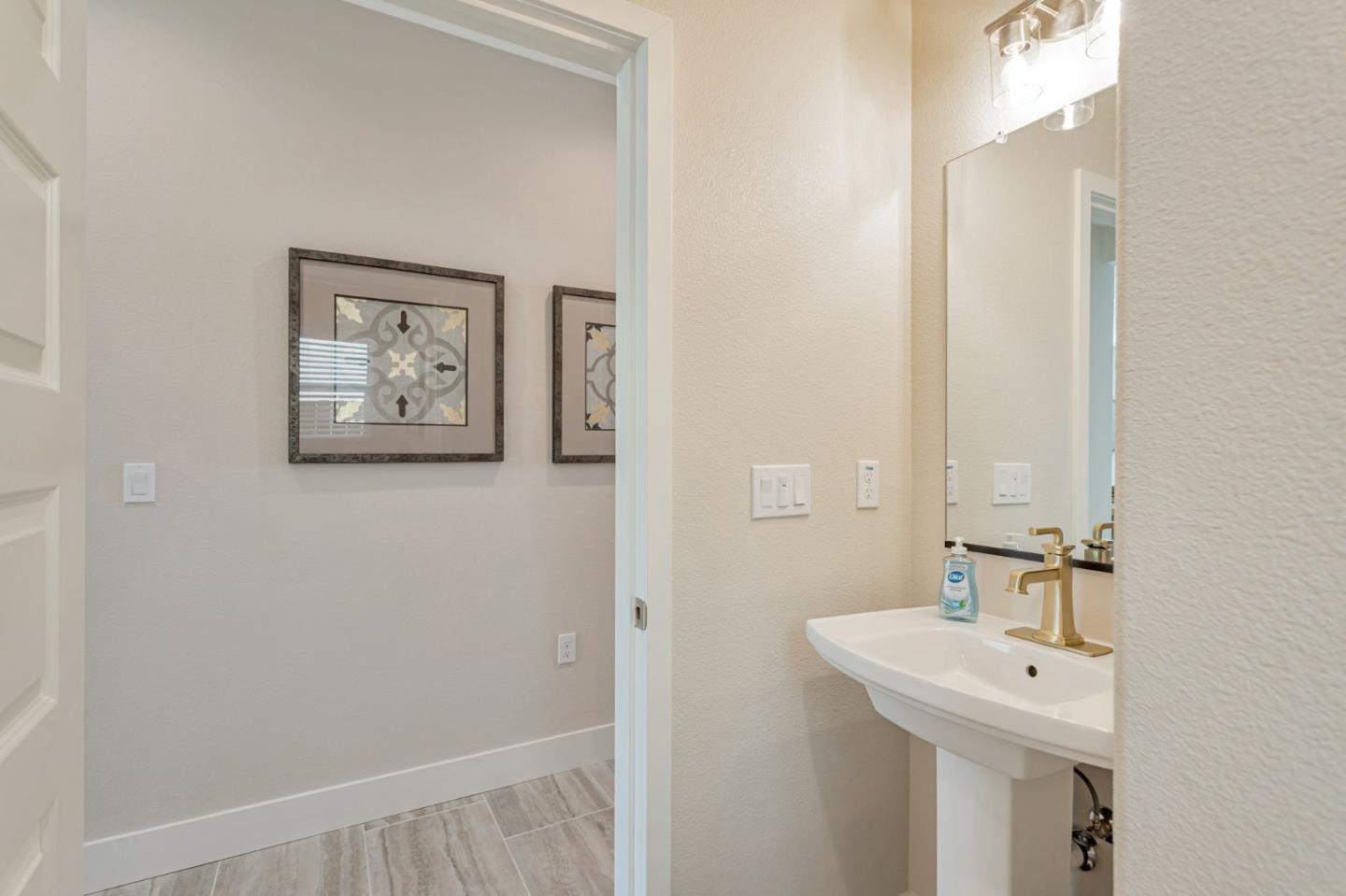 Detail Gallery Image 48 of 59 For 1143 Coyote Peak Way, Hollister,  CA 95023 - 4 Beds | 2/1 Baths