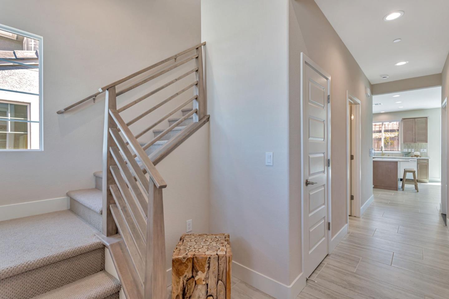 Detail Gallery Image 7 of 59 For 1143 Coyote Peak Way, Hollister,  CA 95023 - 4 Beds | 2/1 Baths