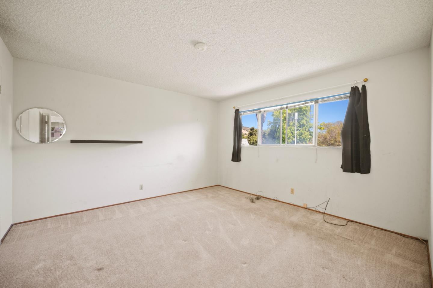 Detail Gallery Image 17 of 24 For 22709 Picador Dr, Salinas,  CA 93908 - 5 Beds | 3 Baths