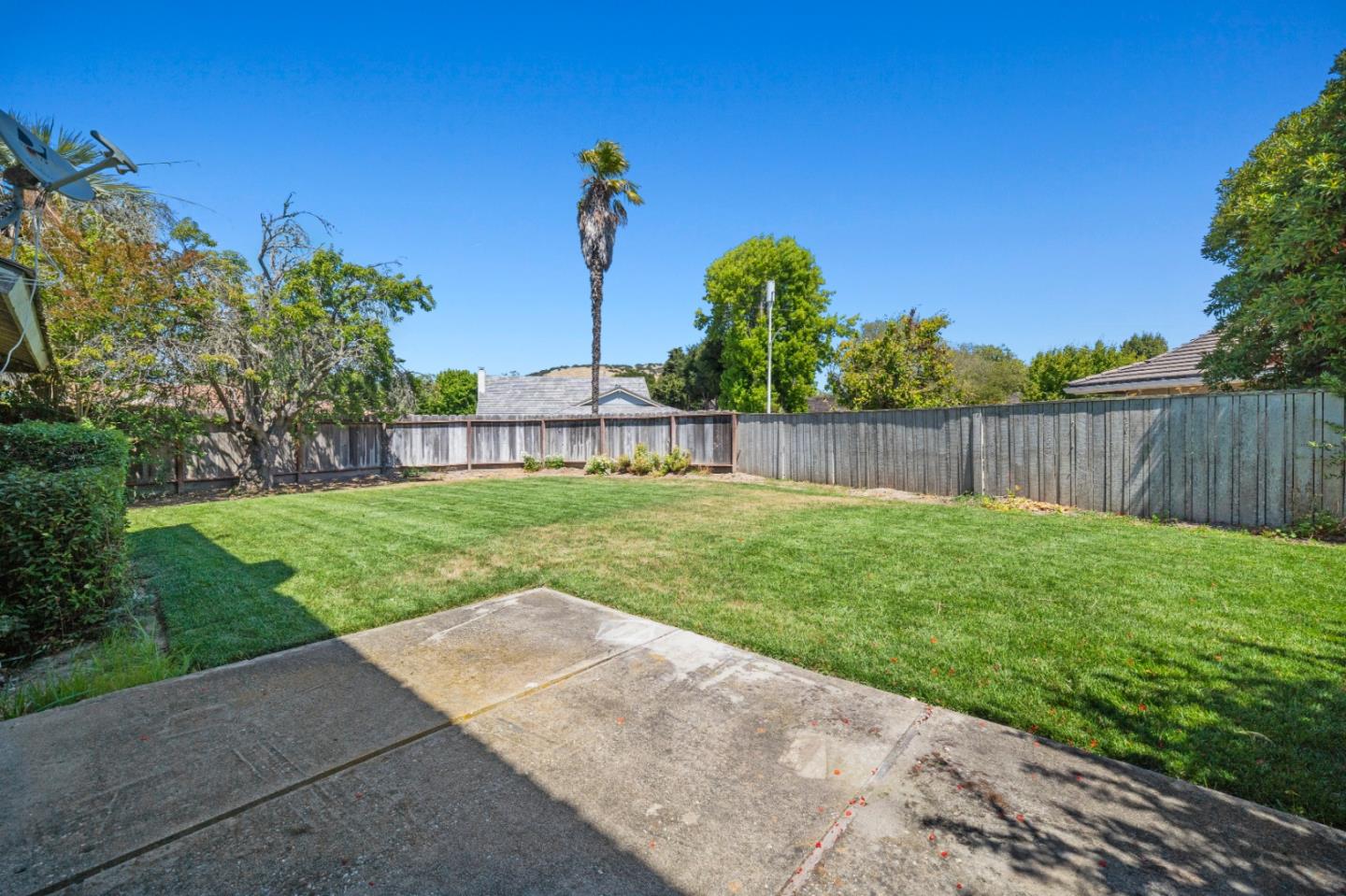 Detail Gallery Image 18 of 24 For 22709 Picador Dr, Salinas,  CA 93908 - 5 Beds | 3 Baths