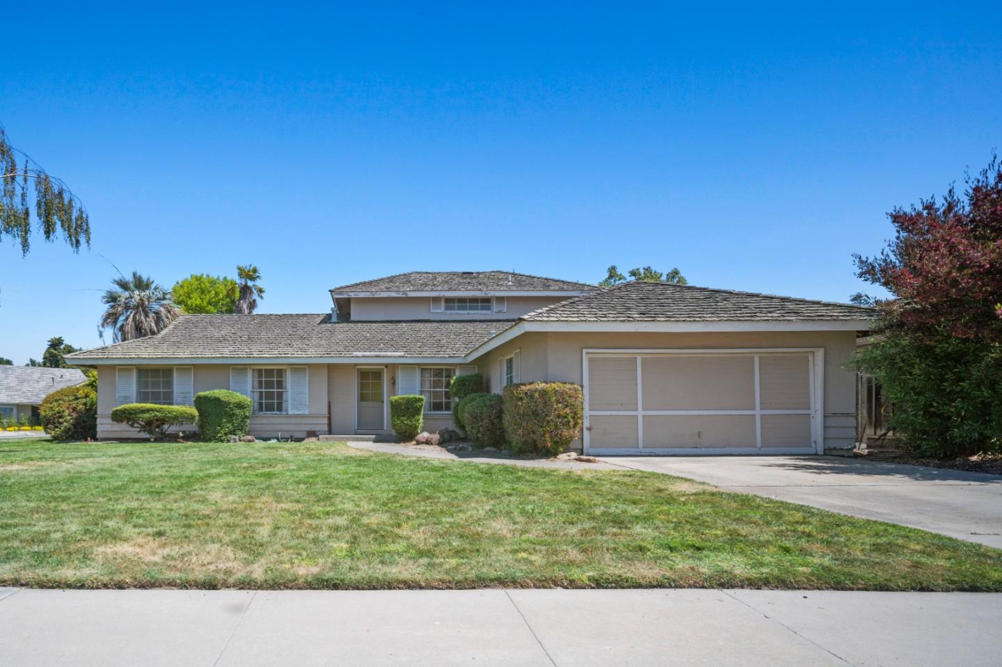 Detail Gallery Image 23 of 24 For 22709 Picador Dr, Salinas,  CA 93908 - 5 Beds | 3 Baths