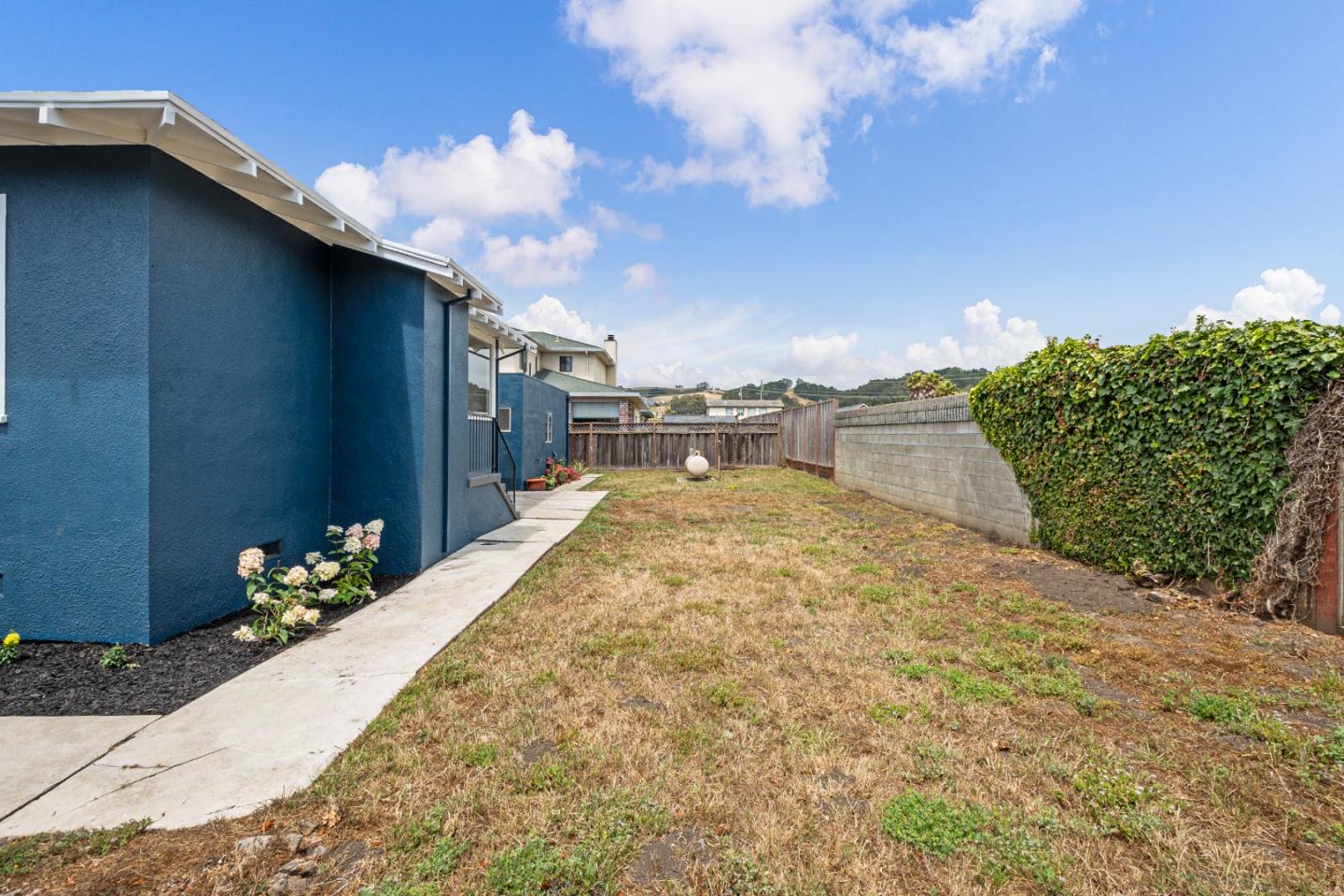Detail Gallery Image 27 of 34 For 417 Belleville Blvd, Half Moon Bay,  CA 94019 - 3 Beds | 1/1 Baths