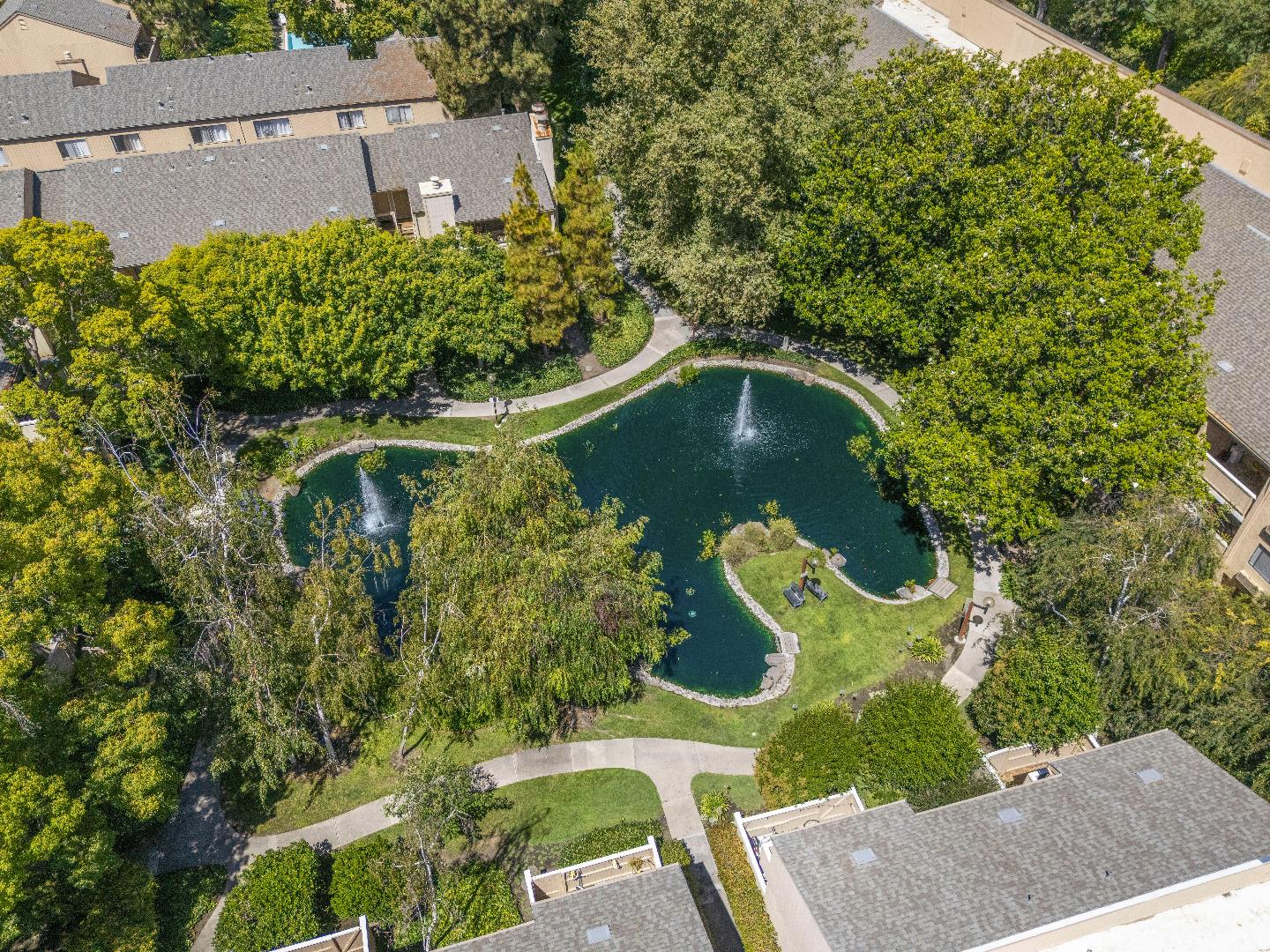 Detail Gallery Image 23 of 44 For 936 Kiely Blvd #F,  Santa Clara,  CA 95051 - 2 Beds | 1 Baths