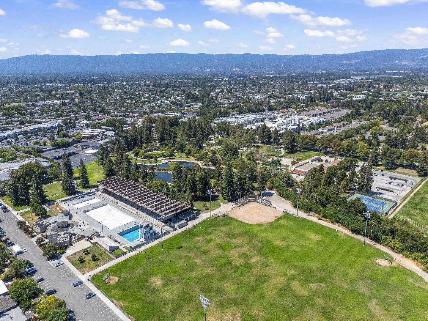Detail Gallery Image 37 of 44 For 936 Kiely Blvd #F,  Santa Clara,  CA 95051 - 2 Beds | 1 Baths