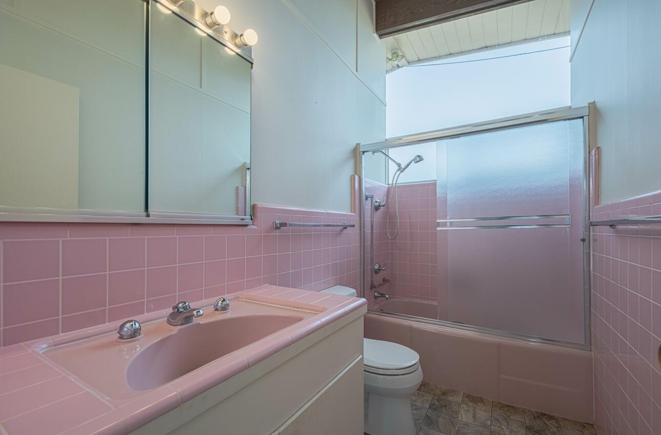 Detail Gallery Image 13 of 31 For 1051 Marcheta Ln, Pebble Beach,  CA 93953 - 3 Beds | 3 Baths