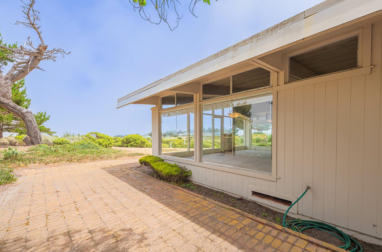 Detail Gallery Image 25 of 31 For 1051 Marcheta Ln, Pebble Beach,  CA 93953 - 3 Beds | 3 Baths